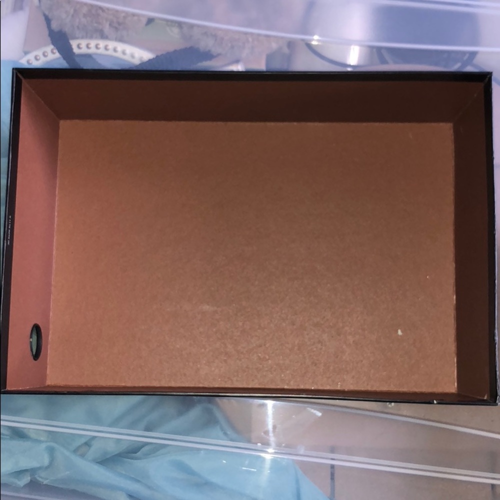 Authentic Coach Box - Picture 2 of 3
